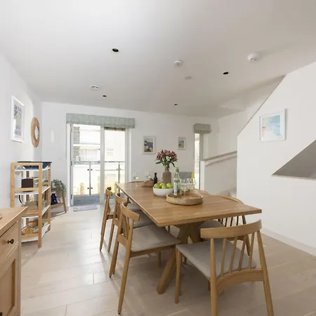 Solstice House, Newquay Holiday home Newquay (Cornwall)